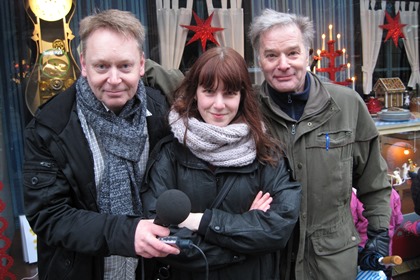 På bilden En frusen redaktörsskara. Från vänster Johan Rosengren,Caroline Gollungberg och Bengt Rejhed